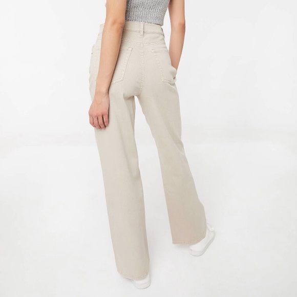 Ardene High Rise 90’s Jeans - Picture 9 of 10